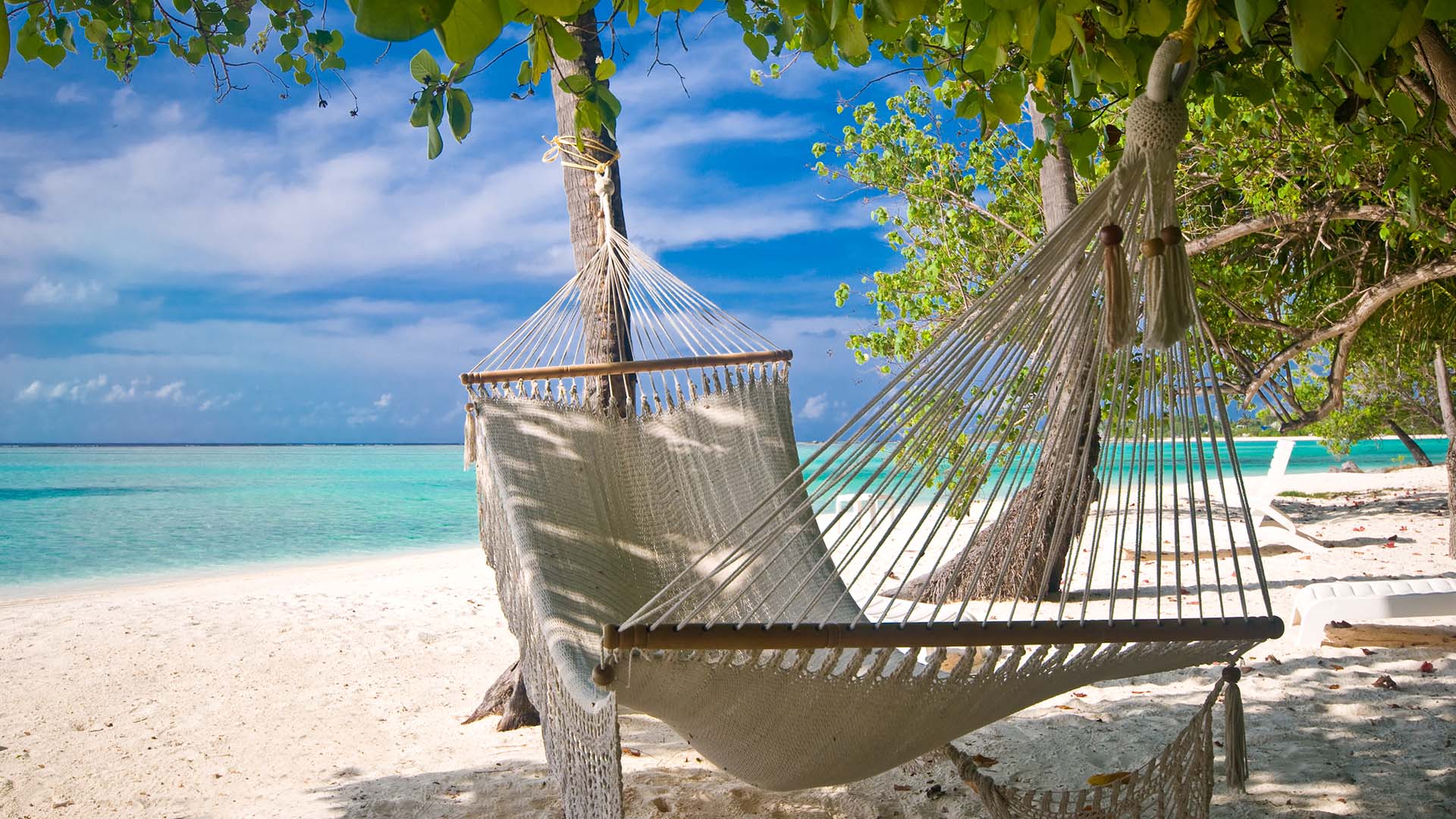 Maldivas é o destino perfeito para relaxar e se reconectar com a natureza.