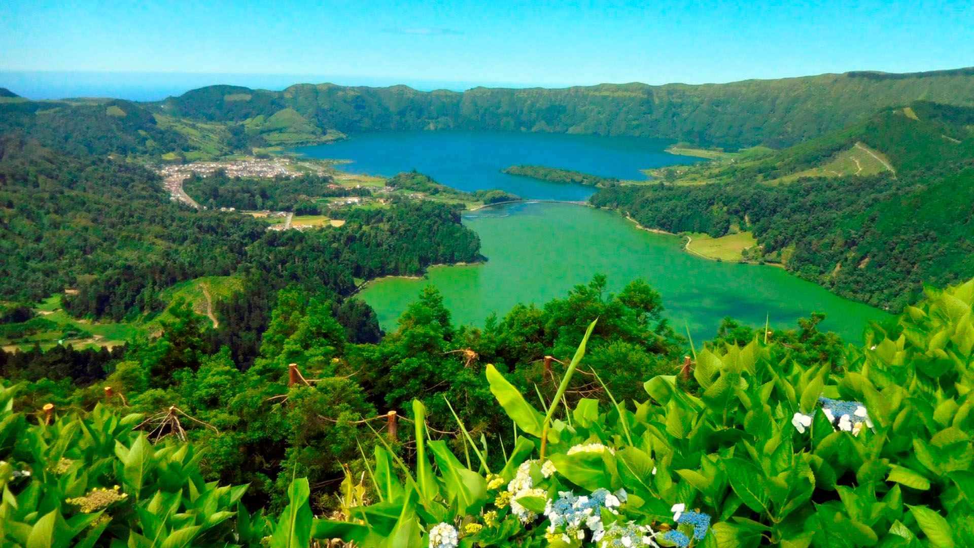 Regiões como Ilha da Madeira e Açores são um deleite para o viajante que está em busca de boas doses de aventura e reconexão.